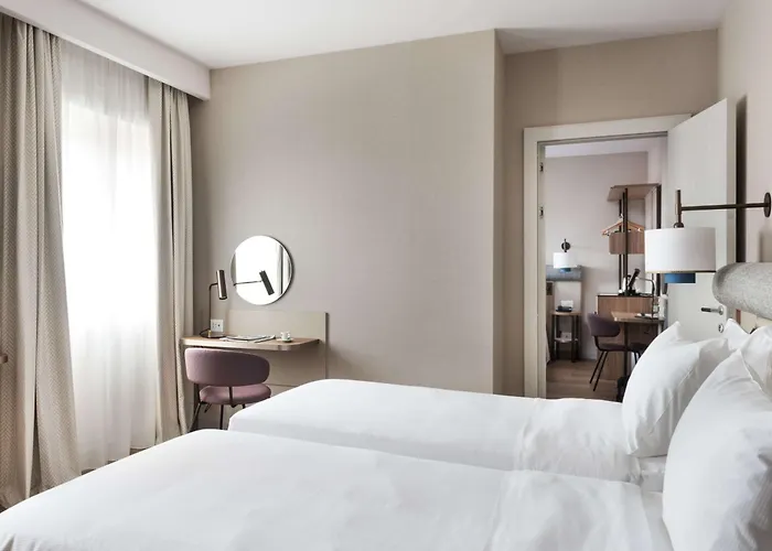 Tapestry By Hilton Ambasciatori Hotel